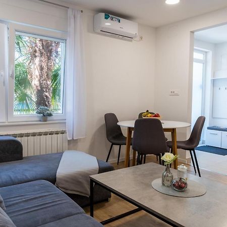 Kuca Za Odmor Palma Apartment ซาเกร็บ ภายนอก รูปภาพ