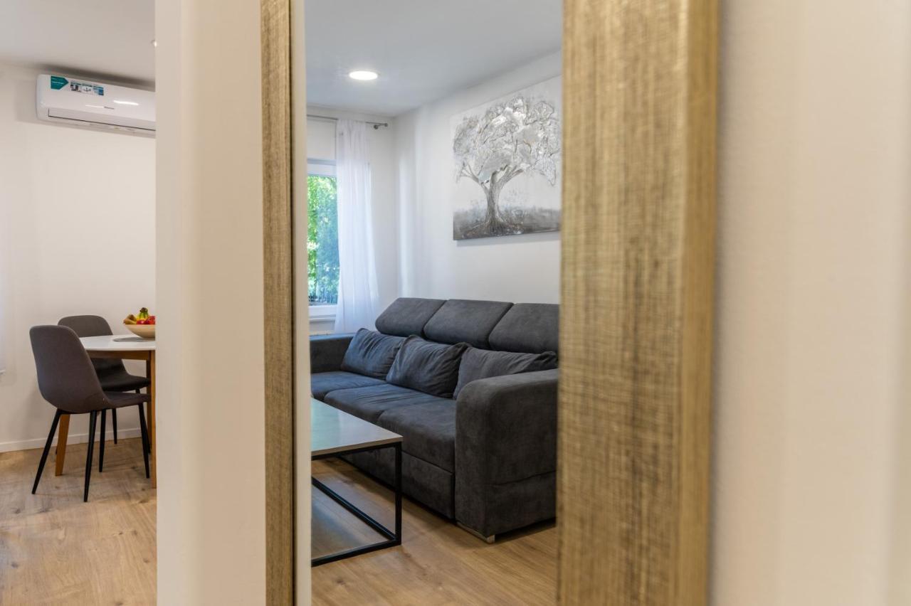 Kuca Za Odmor Palma Apartment ซาเกร็บ ภายนอก รูปภาพ